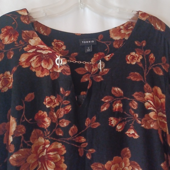 Torrid Black Orange Floral Crepe Chain Detail Blouse 3/4 Sleeves Size 3X EUC - Picture 6 of 6